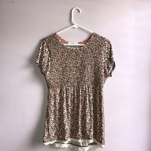 Junior’s Short Sleeve Peplum Top, Smocked Bust